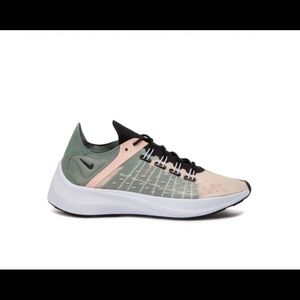 EUC Nike EXP-X14 Shoes